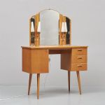 1127 7166 DRESSING TABLE